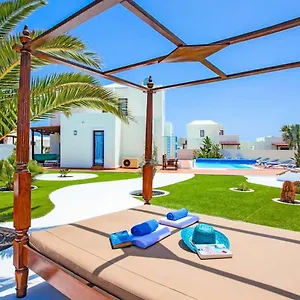 Sara's Villa