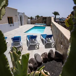 Tenike Villa